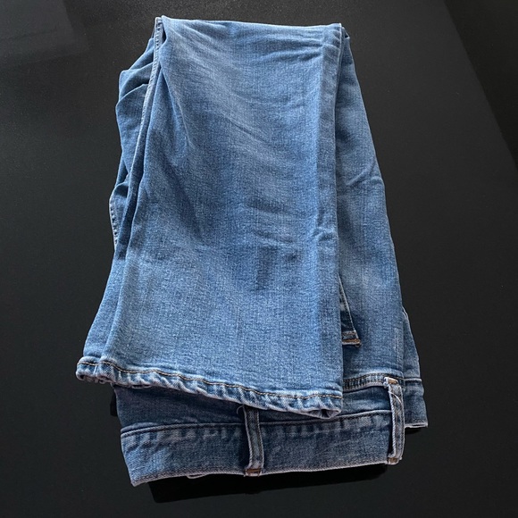 Men’s Old Navy jeans. - Picture 2 of 3